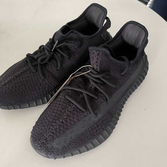 Adidas Yeezy Boost 350 V2 Brand New With Bill Size 11 - Picture 2 of 9